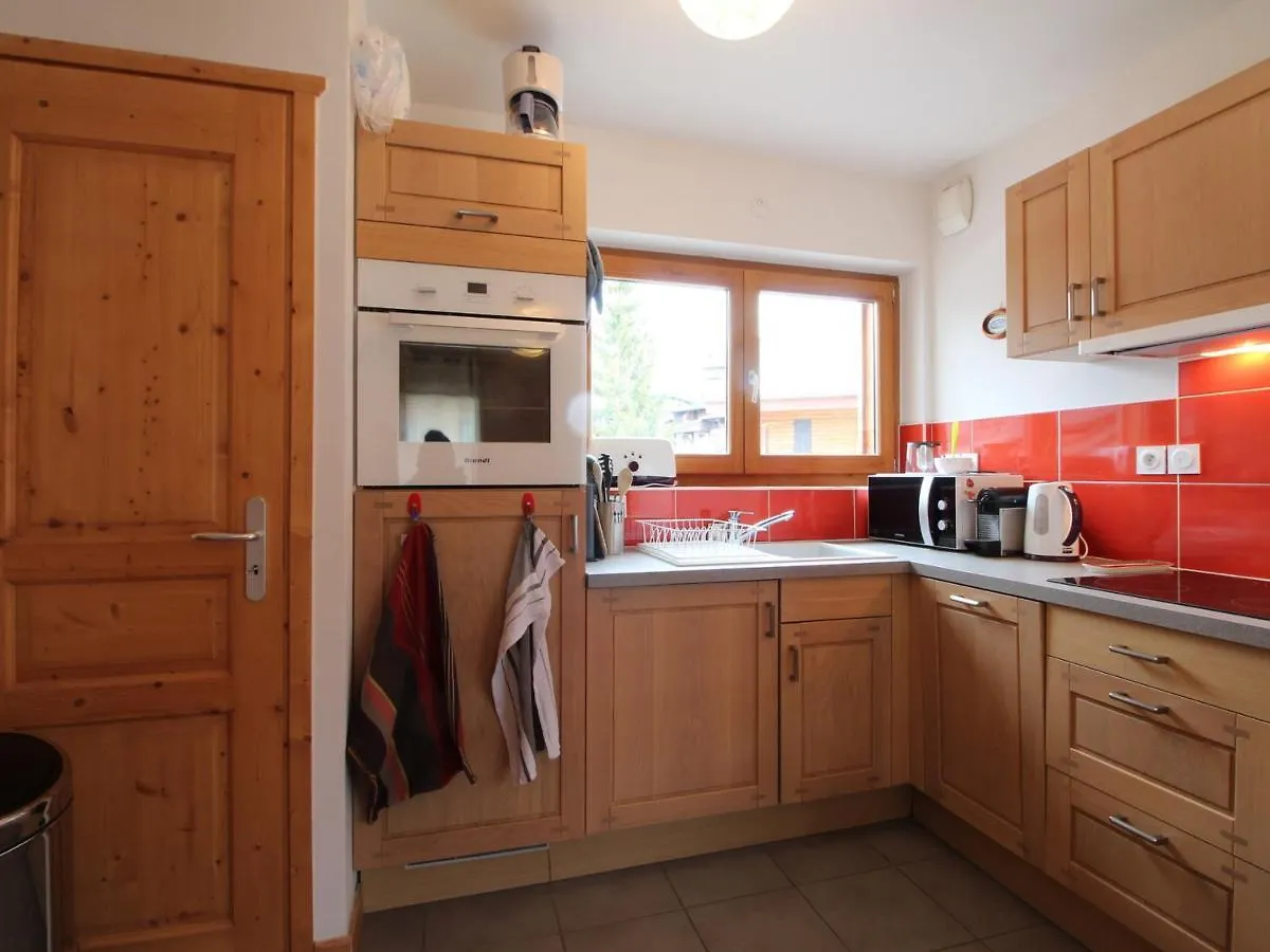 3 Pieces Cosy : Jardin, Wifi, Parking, 700M Des Pistes, 50M Des Commerces - Fr-1-572-44 Apartment Araches-la-Frasse