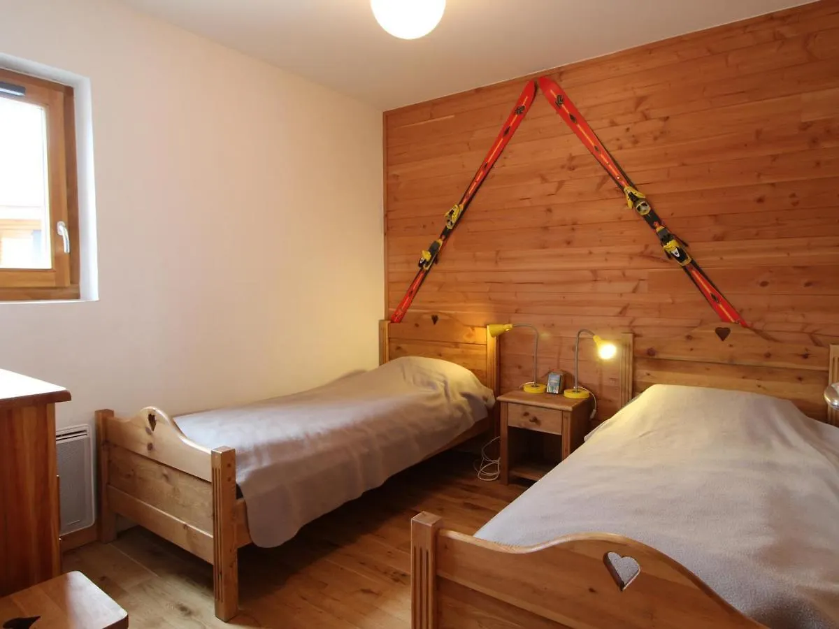 3 Pieces Cosy : Jardin, Wifi, Parking, 700M Des Pistes, 50M Des Commerces - Fr-1-572-44 Apartment Araches-la-Frasse